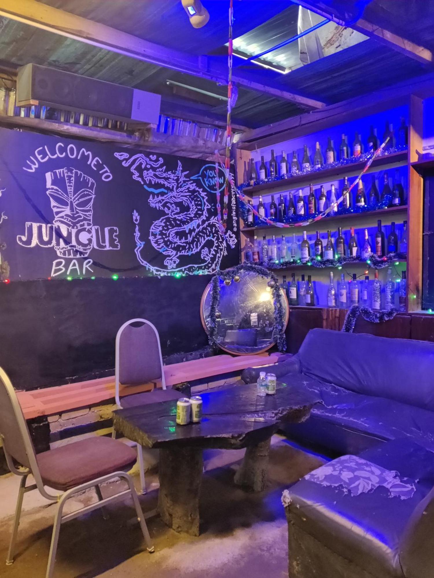 Jungle Ippie Hostel タナ・ラタ エクステリア 写真